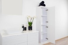 Koupelnová skříň vysoká NICO