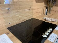 OCHRANNÝ PANEL – SKLO