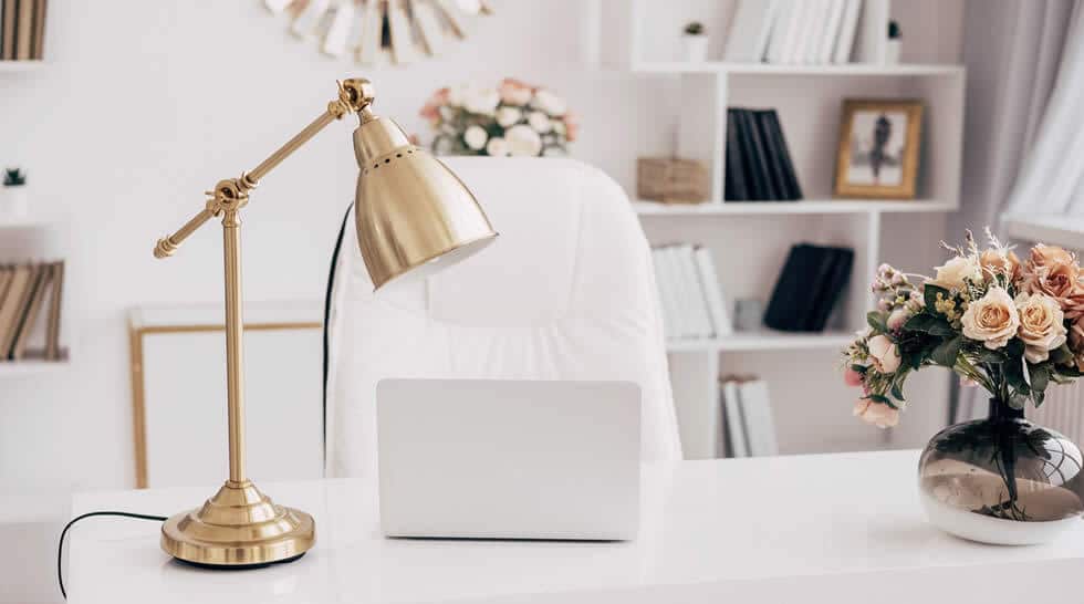 Osvětlení - šířka krytu u stropu - 60 cm